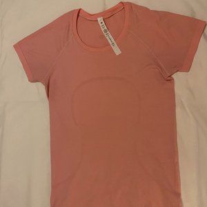 Lululemon Swiftly Tech SS Shirt Size 8